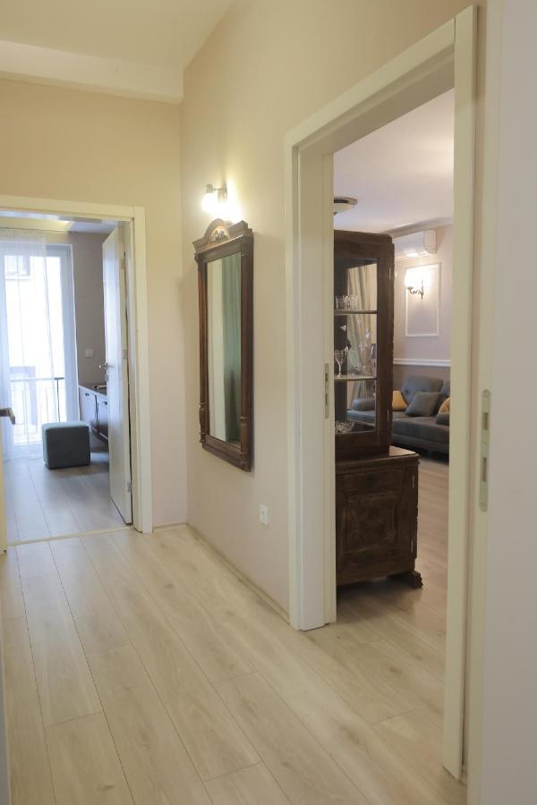Zaro Apartments Bitola Bagian luar foto